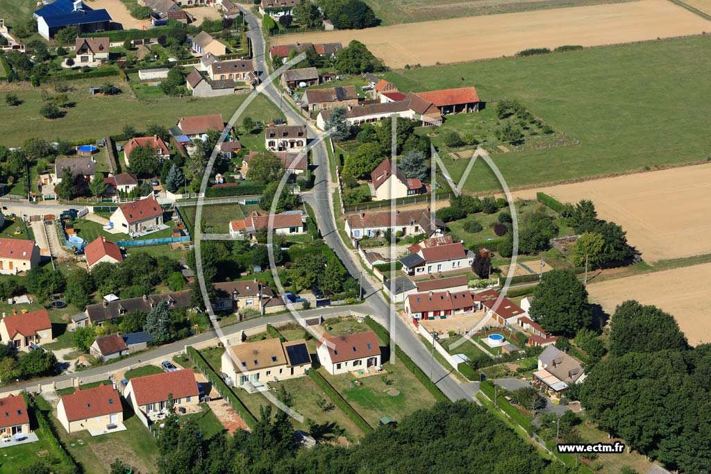 Photo arienne de Saulnires (Les Bretonnires)