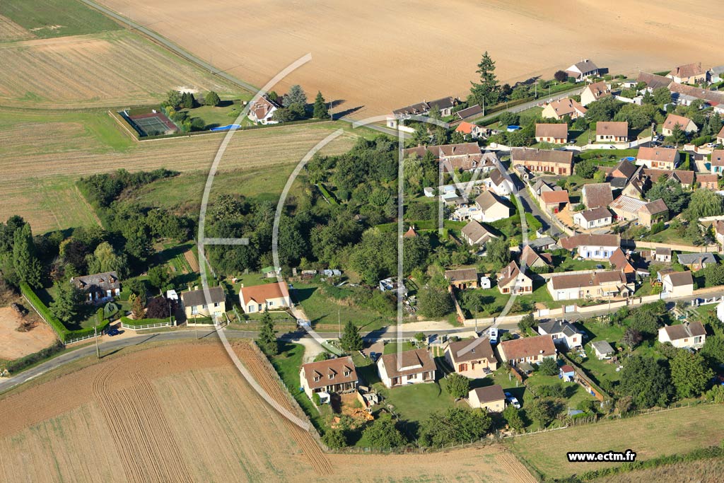 Photo arienne de Vert-en-Drouais (Le Luat sur Vert)