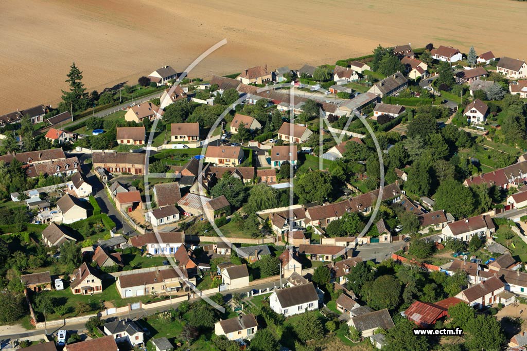 Photo arienne de Vert-en-Drouais (Le Luat sur Vert)