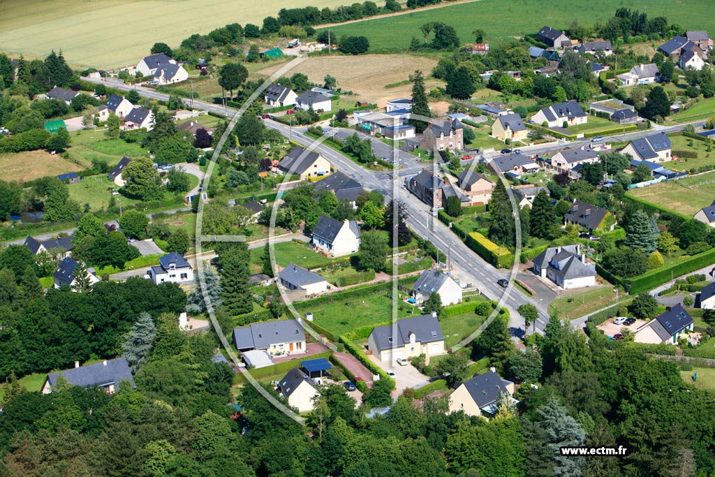 Photo arienne de Iffendic (Les Quatre Routes)