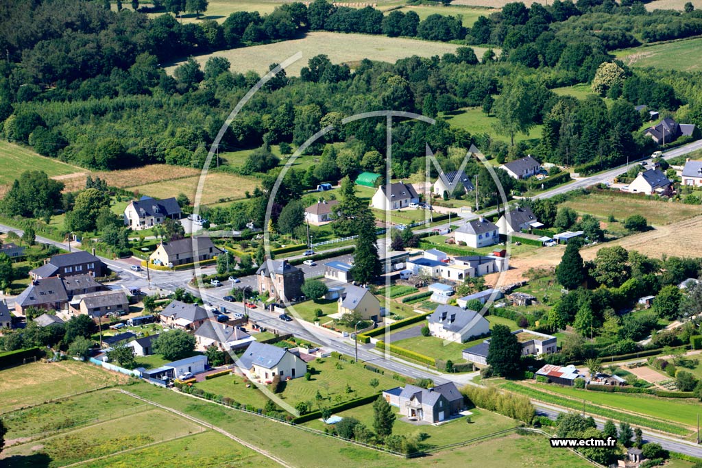 Photo arienne de Iffendic (Les Quatre Routes)