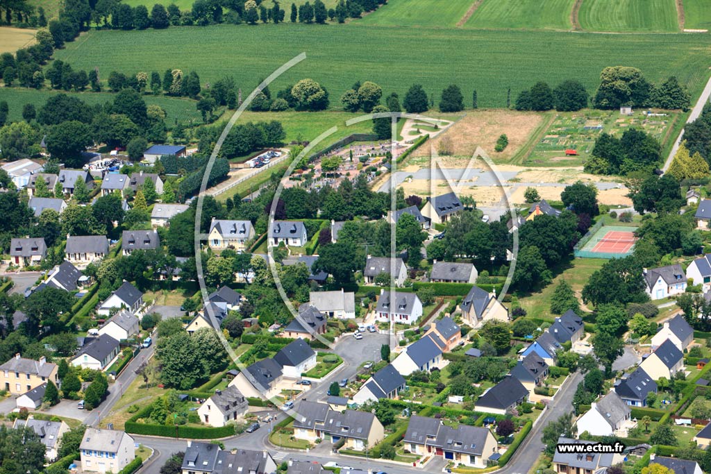 Photo arienne de La Chapelle-Thouarault