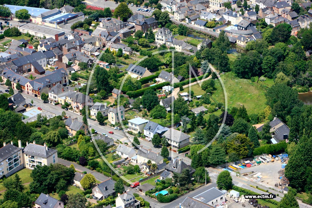 Photo arienne de Montfort sur Meu