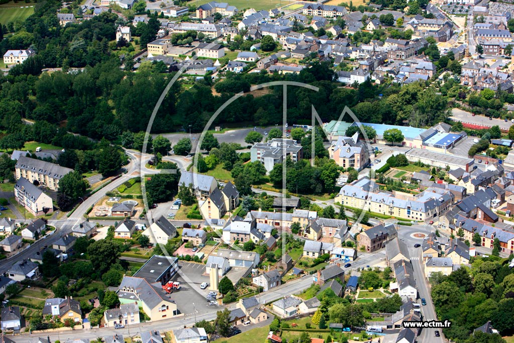 Photo arienne de Montfort sur Meu