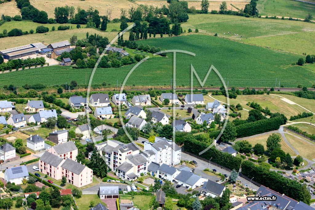 Photo arienne de Montfort sur Meu