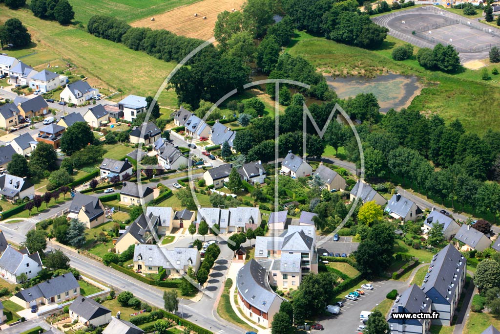 Photo arienne de Montfort sur Meu
