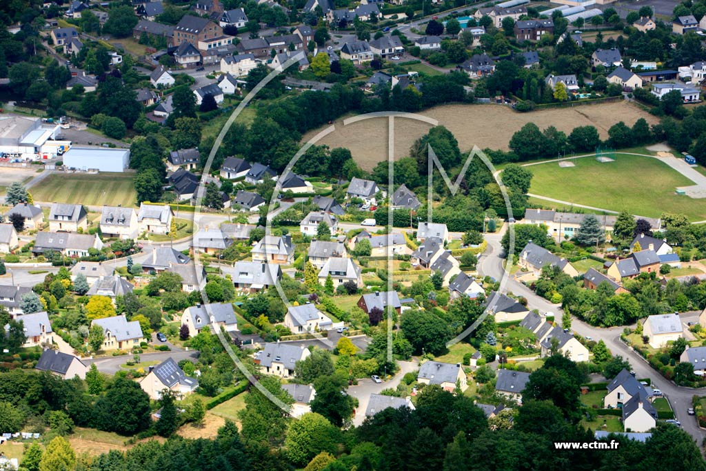 Photo arienne de Montfort sur Meu (La Harelle)