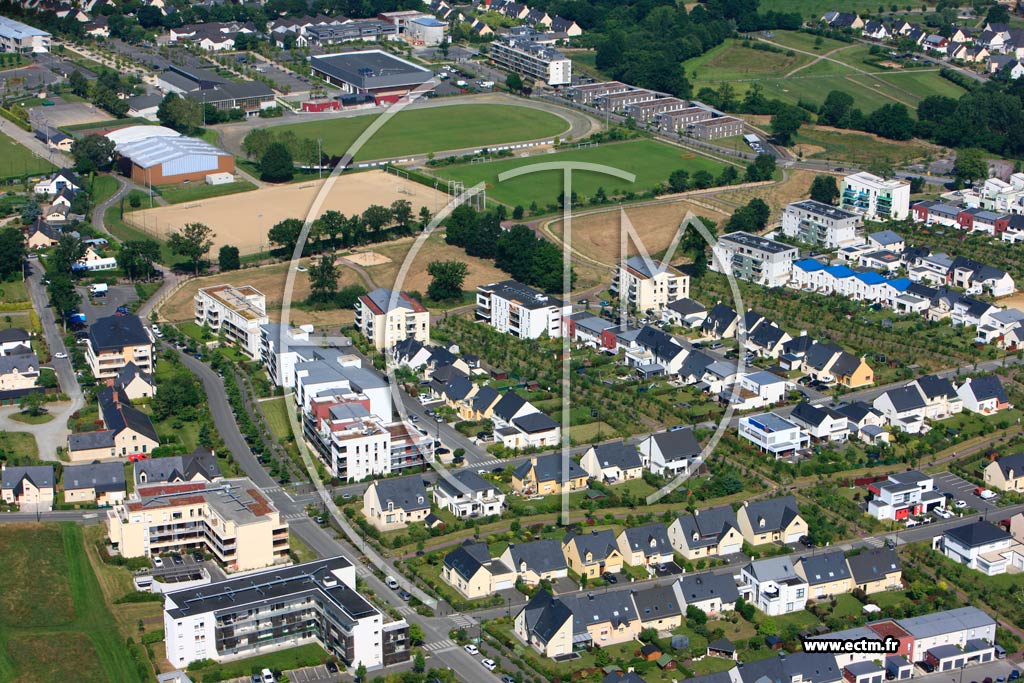 Photo arienne de Pac (Champalaune)