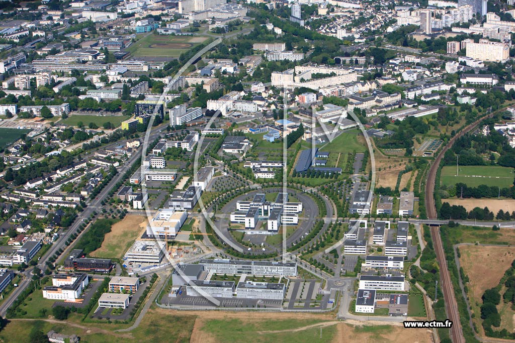 Photo arienne de Rennes (Champeaux)