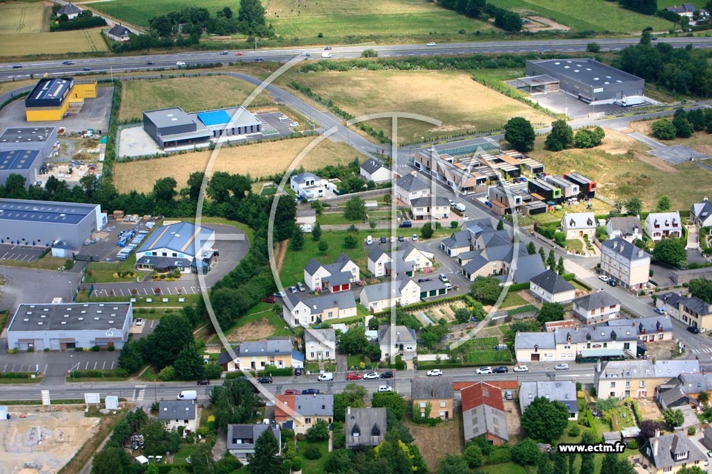 Photo arienne de Saint-Gilles
