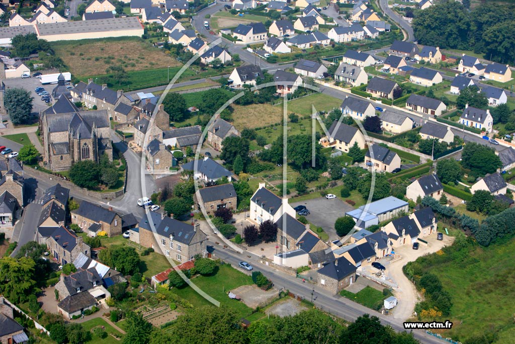 Photo arienne de Baguer-Morvan
