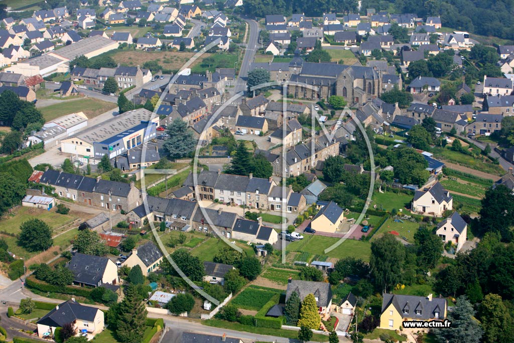 Photo arienne de Baguer-Morvan