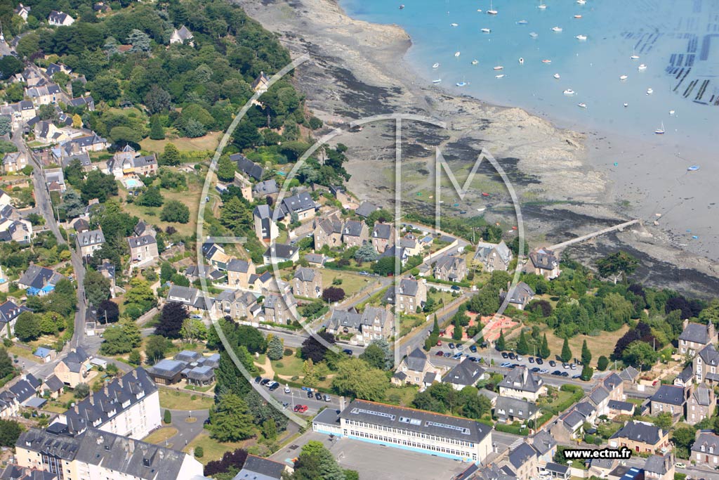 Photo arienne de Cancale (La Broustire)