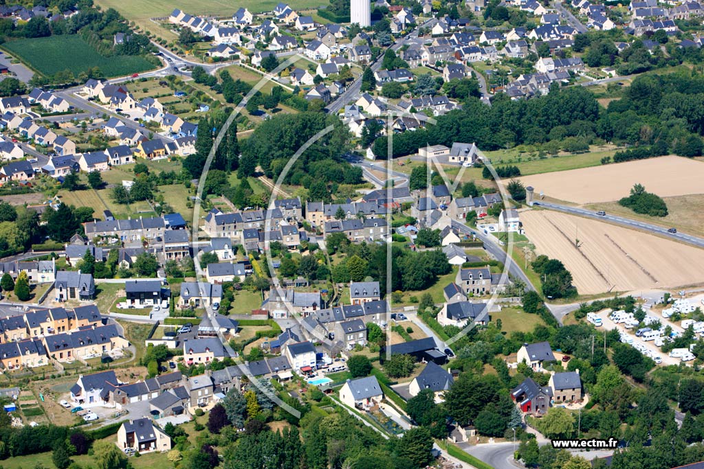 Photo arienne de Cancale (La ville s Gris)