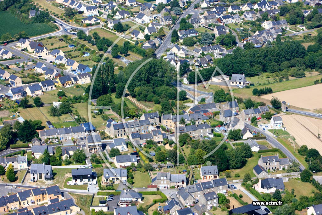 Photo arienne de Cancale (La ville s Gris)