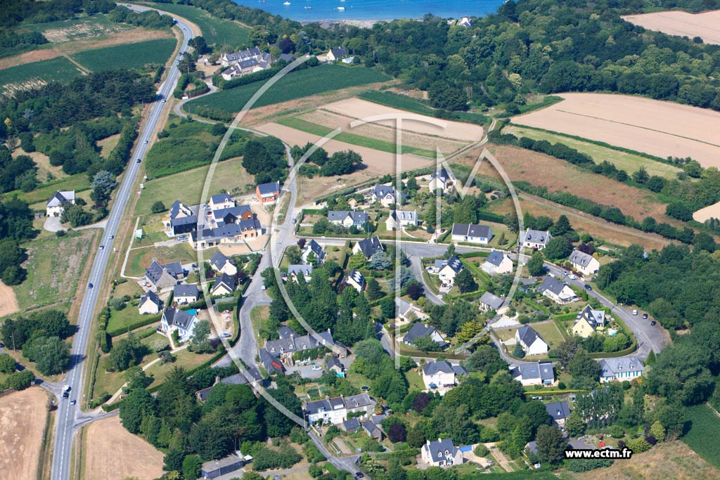 Photo arienne de Cancale (La ville s Pniaux)