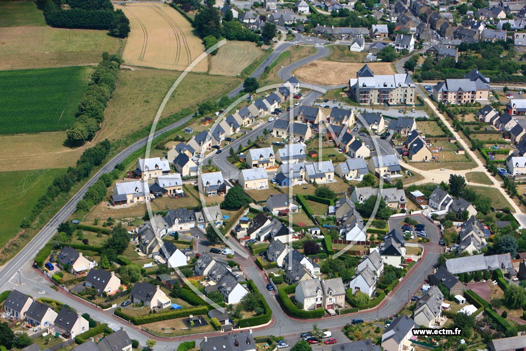 Photo arienne de Chteauneuf-d'Ille-et-Vilaine
