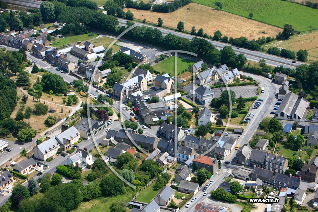 Photo arienne de Chteauneuf-d'Ille-et-Vilaine