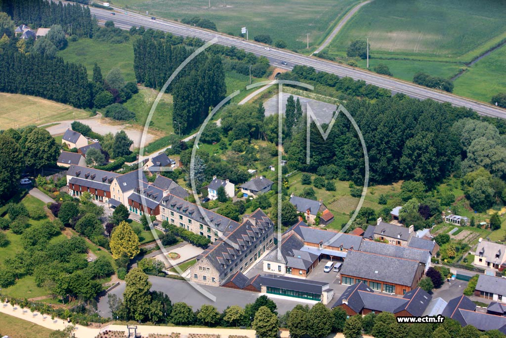 Photo arienne de Dol-de-Bretagne