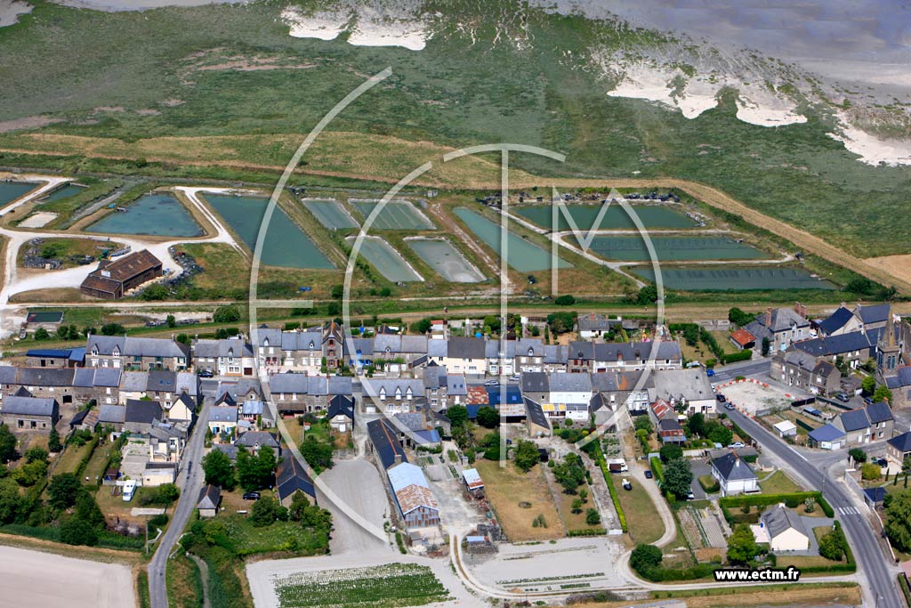 Photo arienne de Hirel (Vild la Marine)