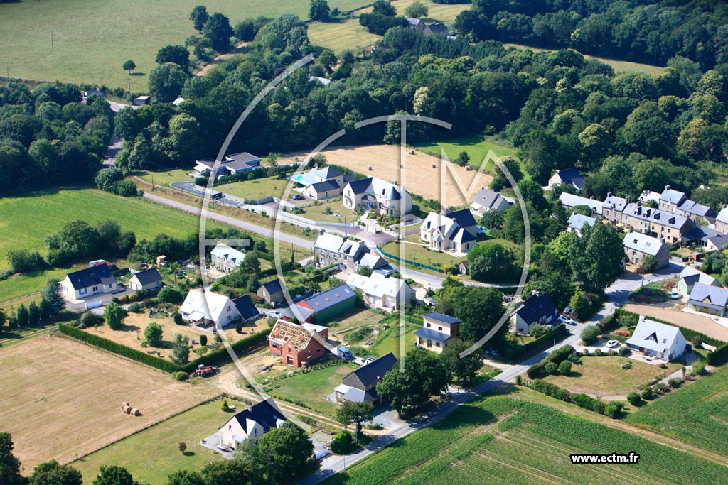 Photo arienne de Langrolay-sur-Rance (La Brhaudais)