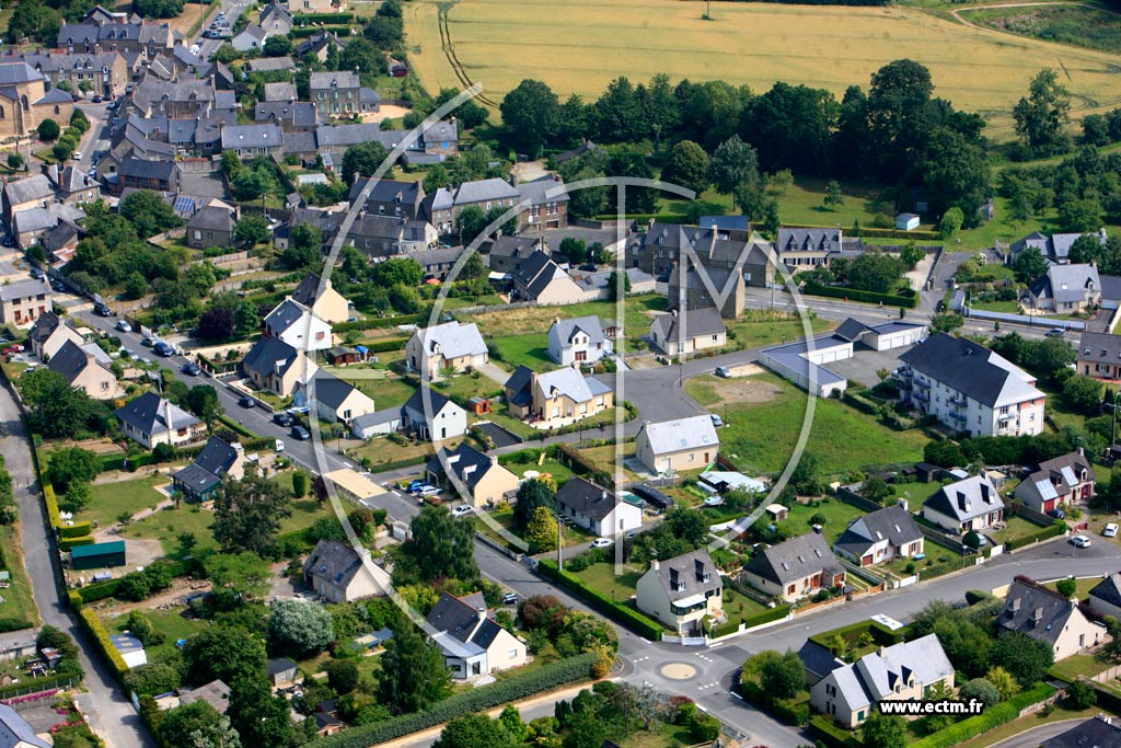 Photo arienne de Miniac-Morvan