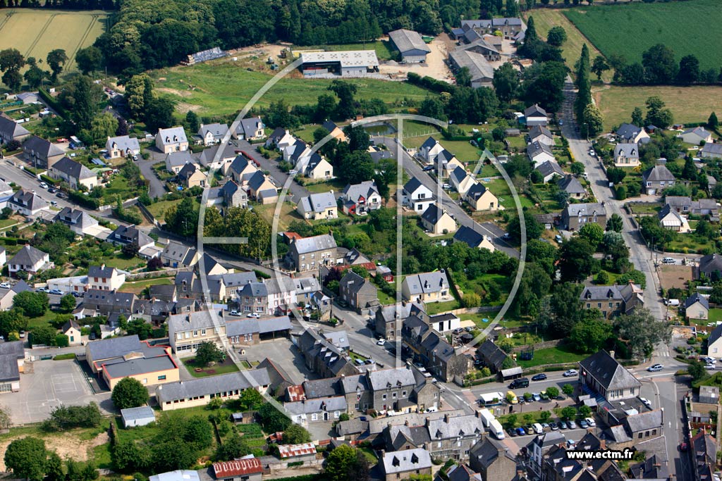 Photo arienne de Miniac-Morvan