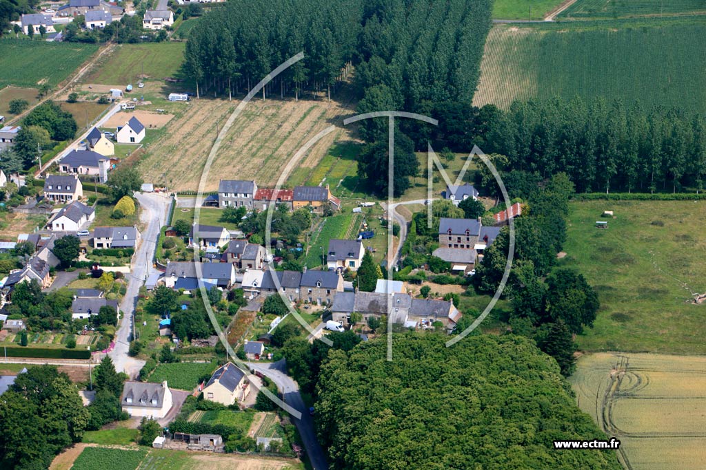 Photo arienne de Miniac-Morvan (Haut Gouillon)