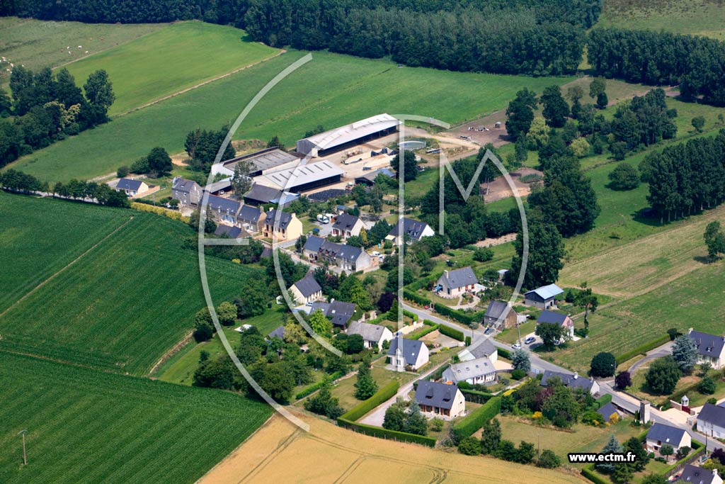 Photo arienne de Miniac-Morvan (L'Angle)