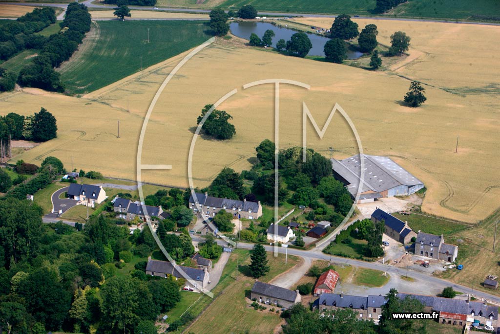 Photo arienne de Miniac-Morvan (Le Rocher)