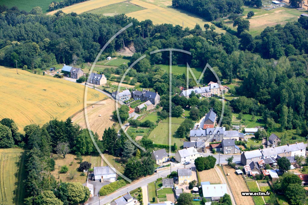 Photo arienne de Miniac-Morvan (Le Verger)