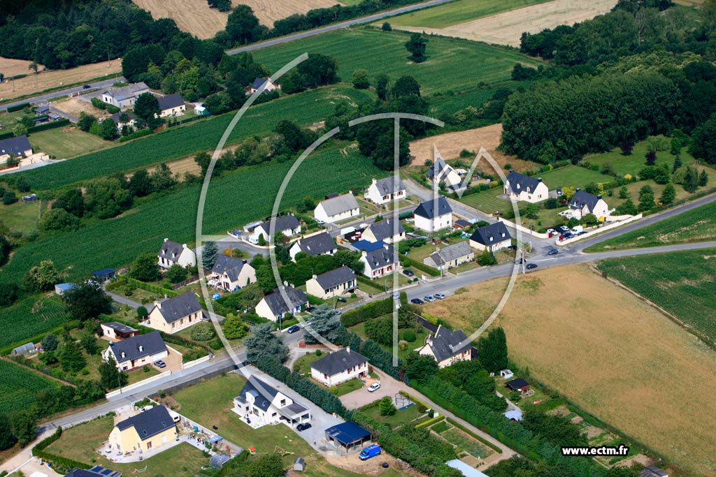 Photo arienne de Miniac-Morvan (Le Vieux Bourg)