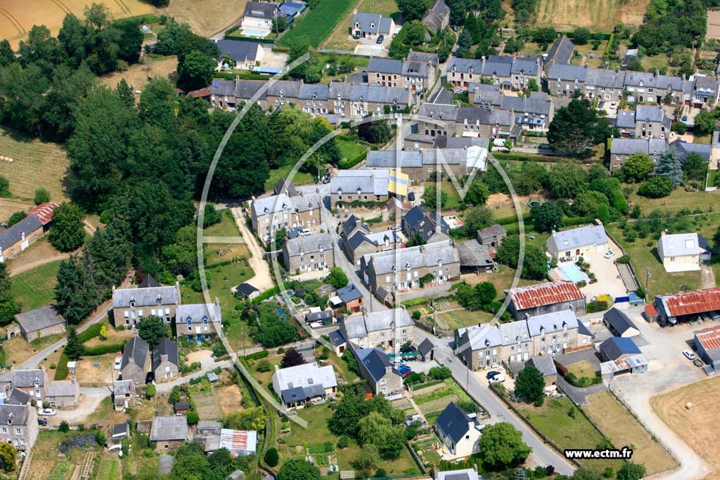 Photo arienne de Pleudihen-sur-Rance (La Chapelle de Mordreuc)