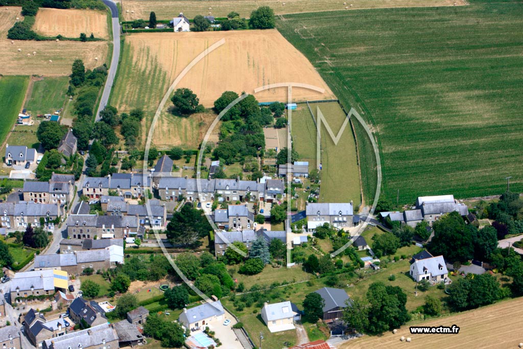 Photo arienne de Pleudihen-sur-Rance (La Chapelle de Mordreuc)