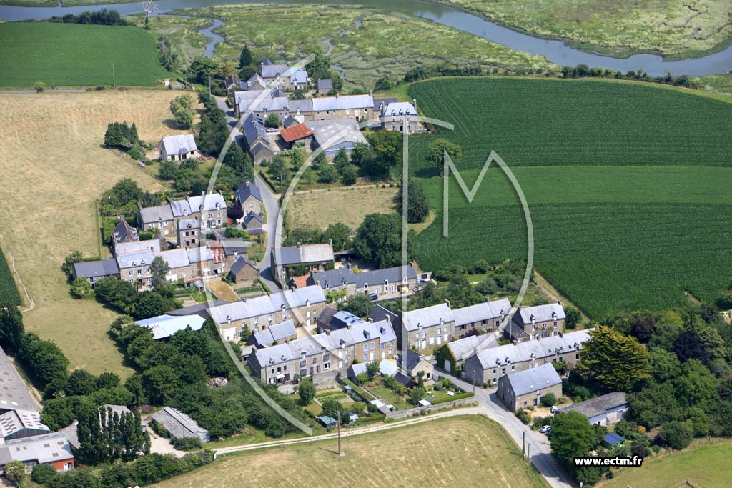 Photo arienne de Pleudihen-sur-Rance (La Gravelle)