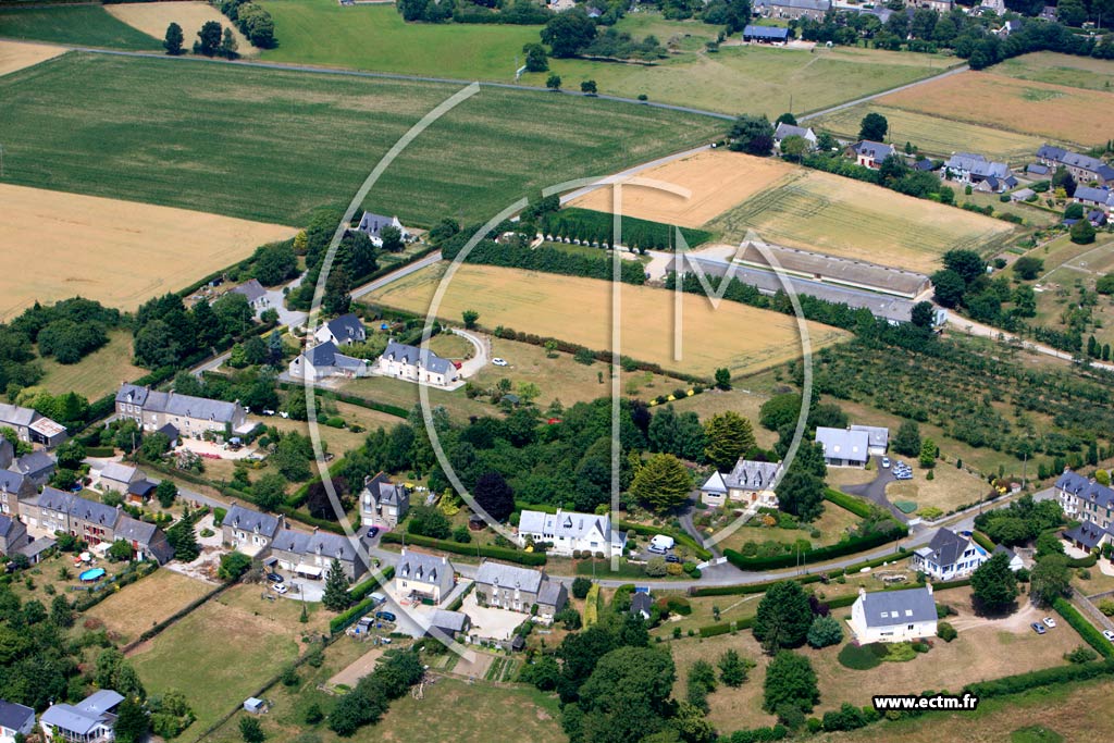 Photo arienne de Plour-sur-Rance (La Mettrie Pommerais)