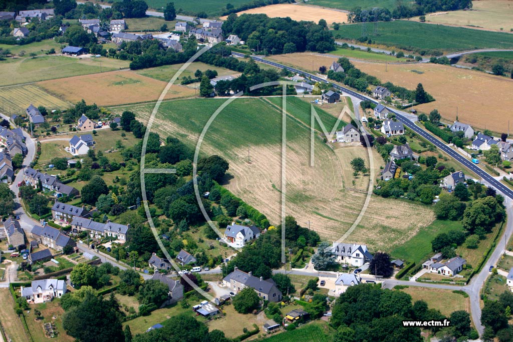 Photo arienne de Plour-sur-Rance (La Pommerais)