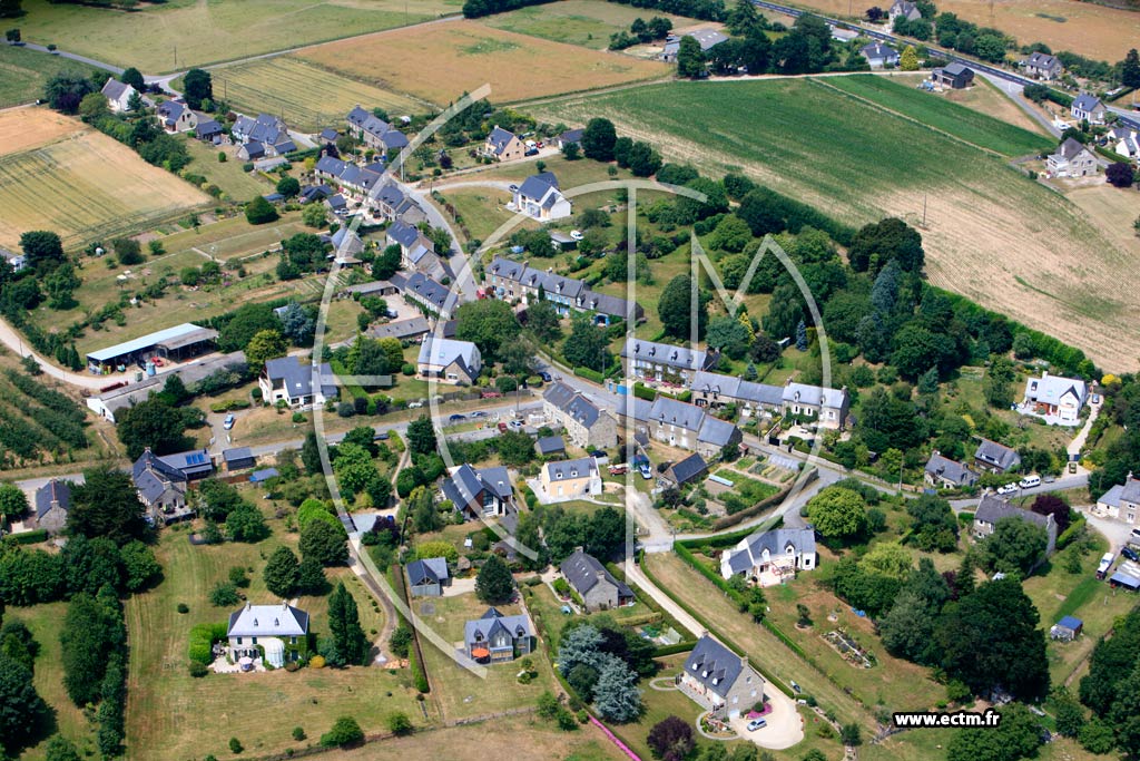 Photo arienne de Plour-sur-Rance (La Pommerais)