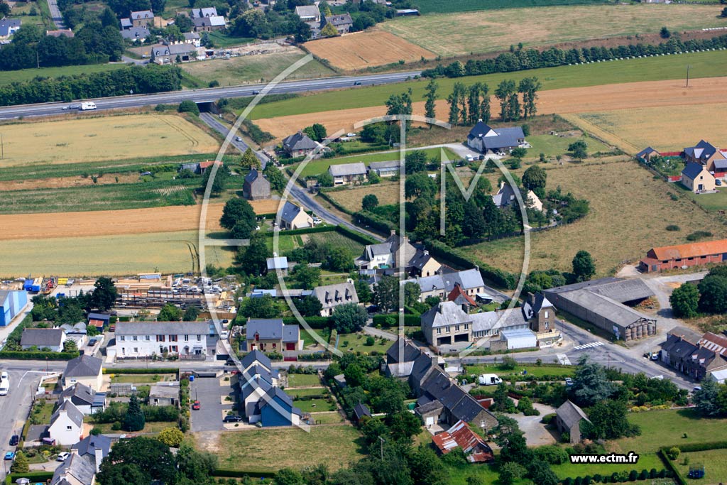Photo arienne de Roz-Landrieux