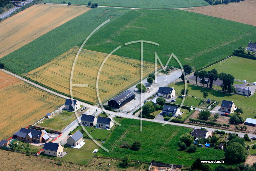 Photo arienne de Roz-Landrieux