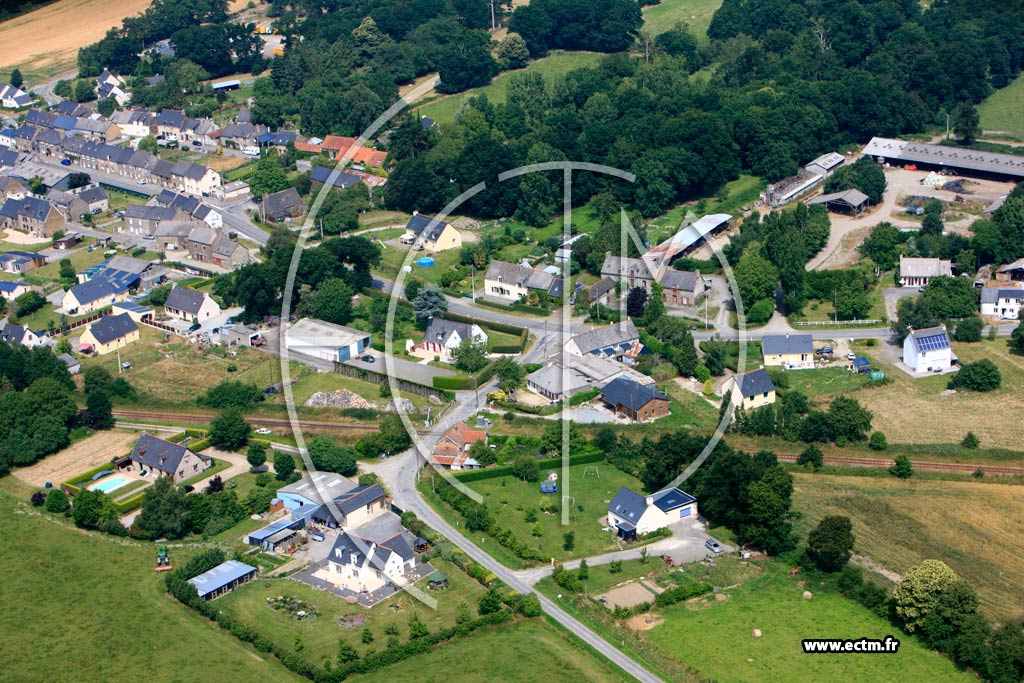 Photo arienne de Roz-Landrieux (Vild Bidon)