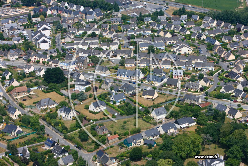 Photo arienne de Saint-Jouan-des-Gurets