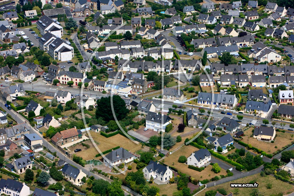 Photo arienne de Saint-Jouan-des-Gurets