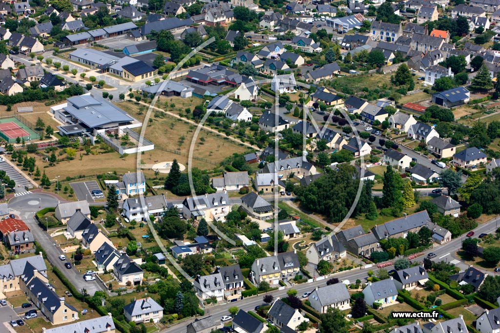 Photo arienne de Saint-Jouan-des-Gurets