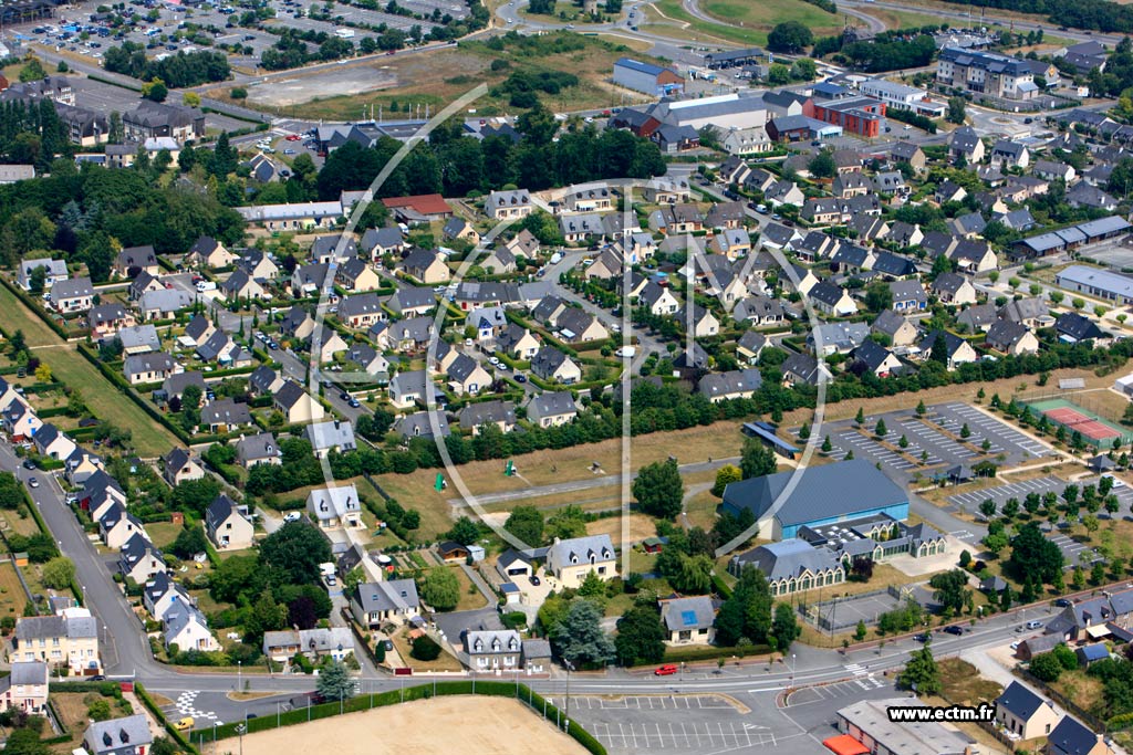 Photo arienne de Saint-Jouan-des-Gurets