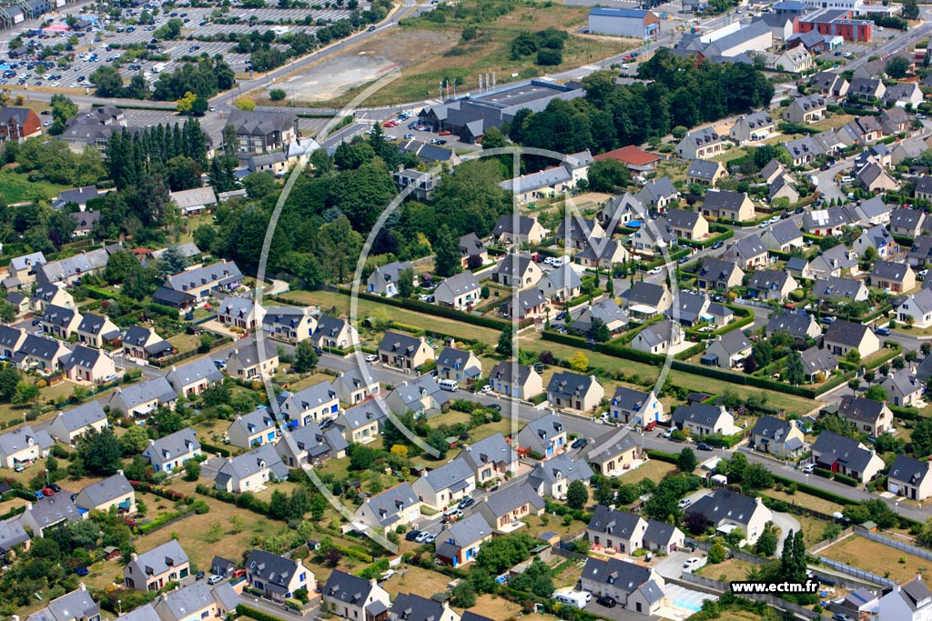 Photo arienne de Saint-Jouan-des-Gurets