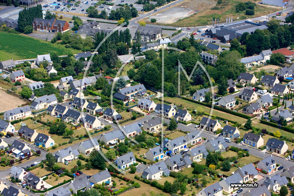 Photo arienne de Saint-Jouan-des-Gurets