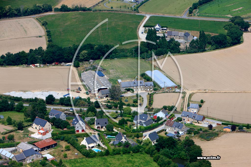 Photo arienne de Saint-Jouan-des-Gurets (La ville s Brets)