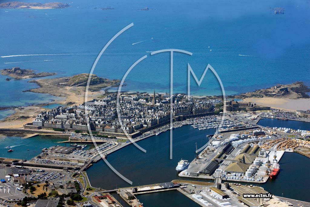 Photo arienne de Saint-Malo (Intra-Muros)
