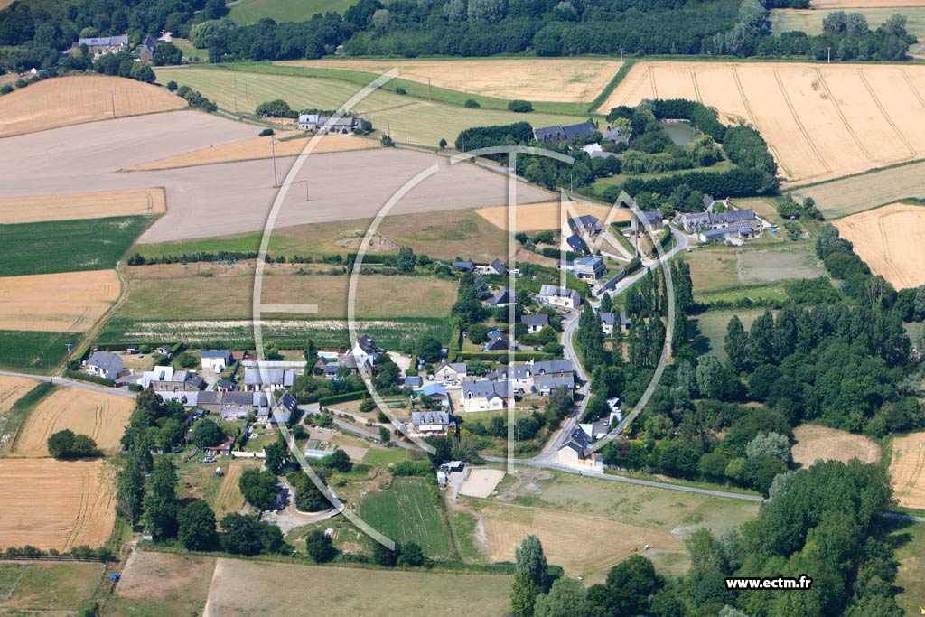 Photo arienne de Saint-Mloir-des-Ondes (La Roche)